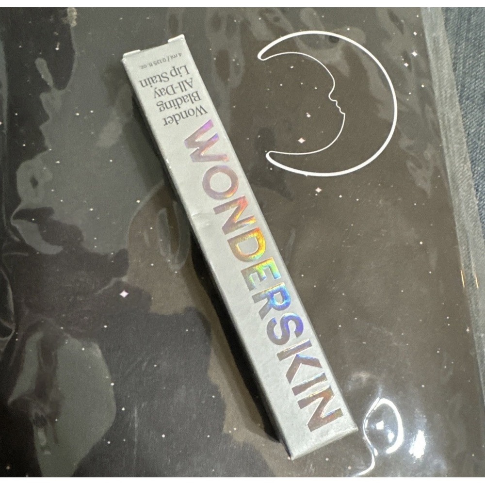 Wonderskin Wonder Blading All-Day Lip Stain,  XOXO. Factory Sealed NIB